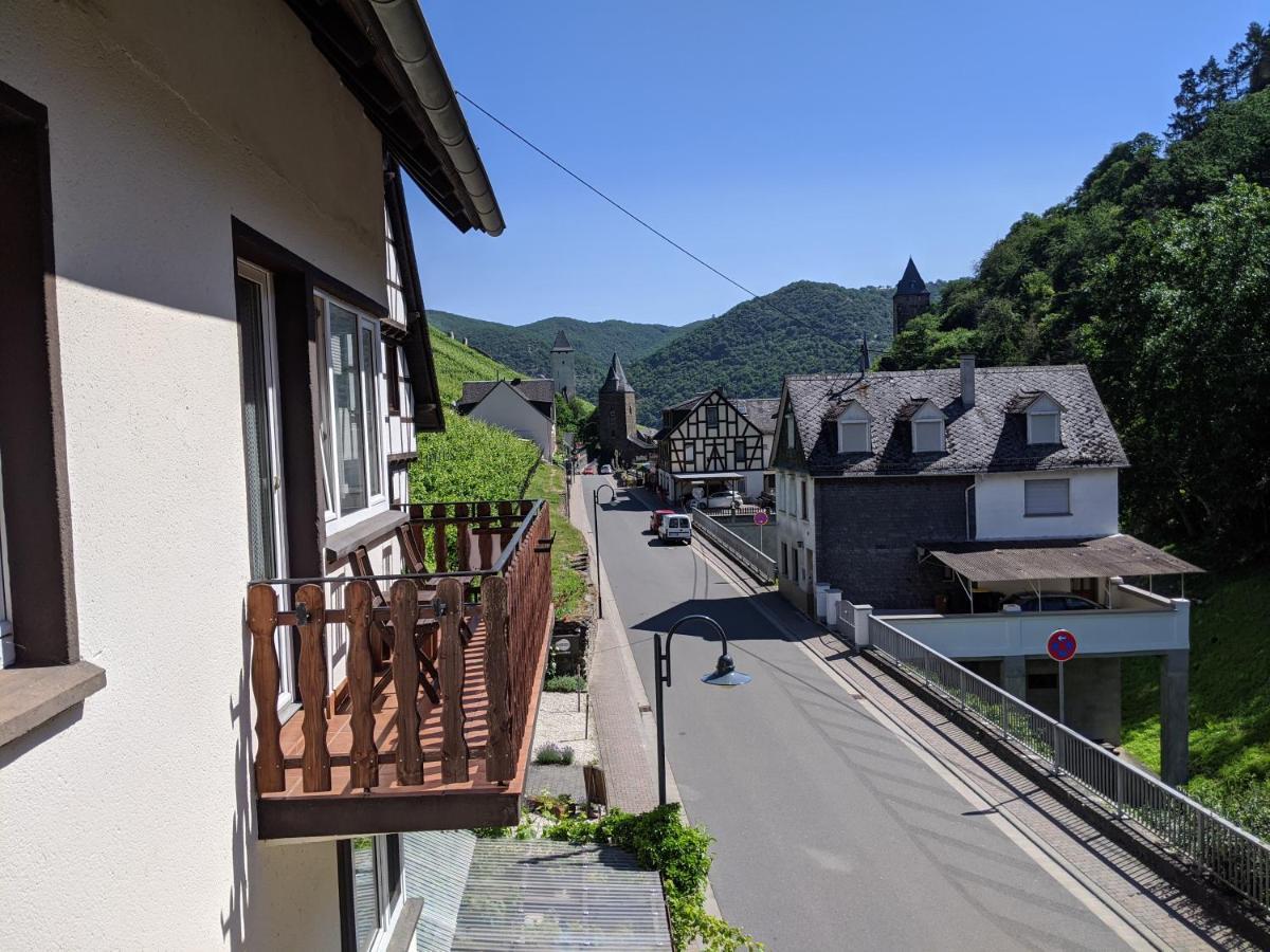 Hotel Pension Winzerhaus Bacharach Exterior foto