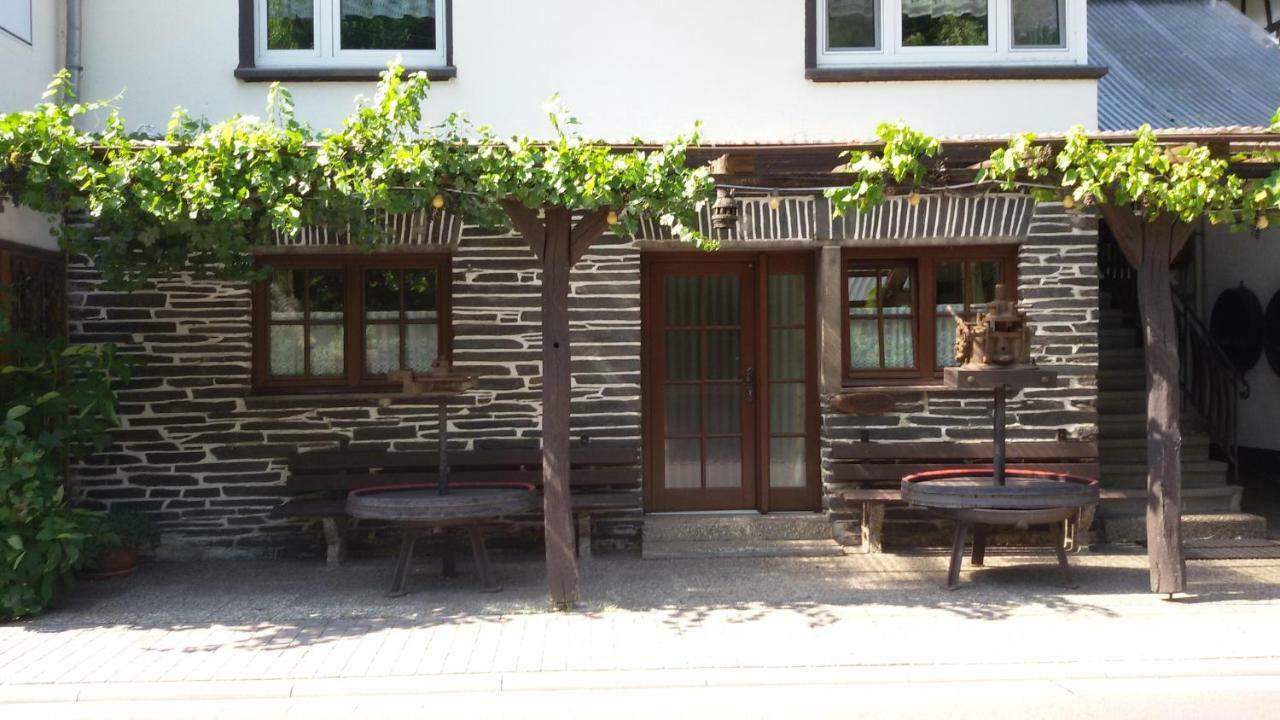 Hotel Pension Winzerhaus Bacharach Exterior foto